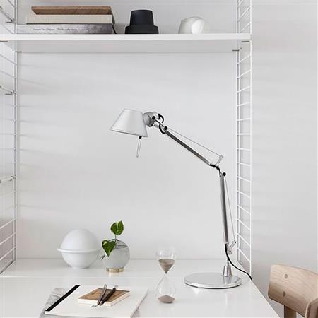 Tolomeo Mini lámpara de mesa aluminio Artemide